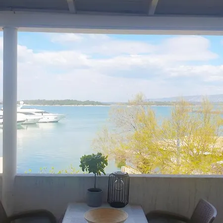 Seaside アパート ムルテル